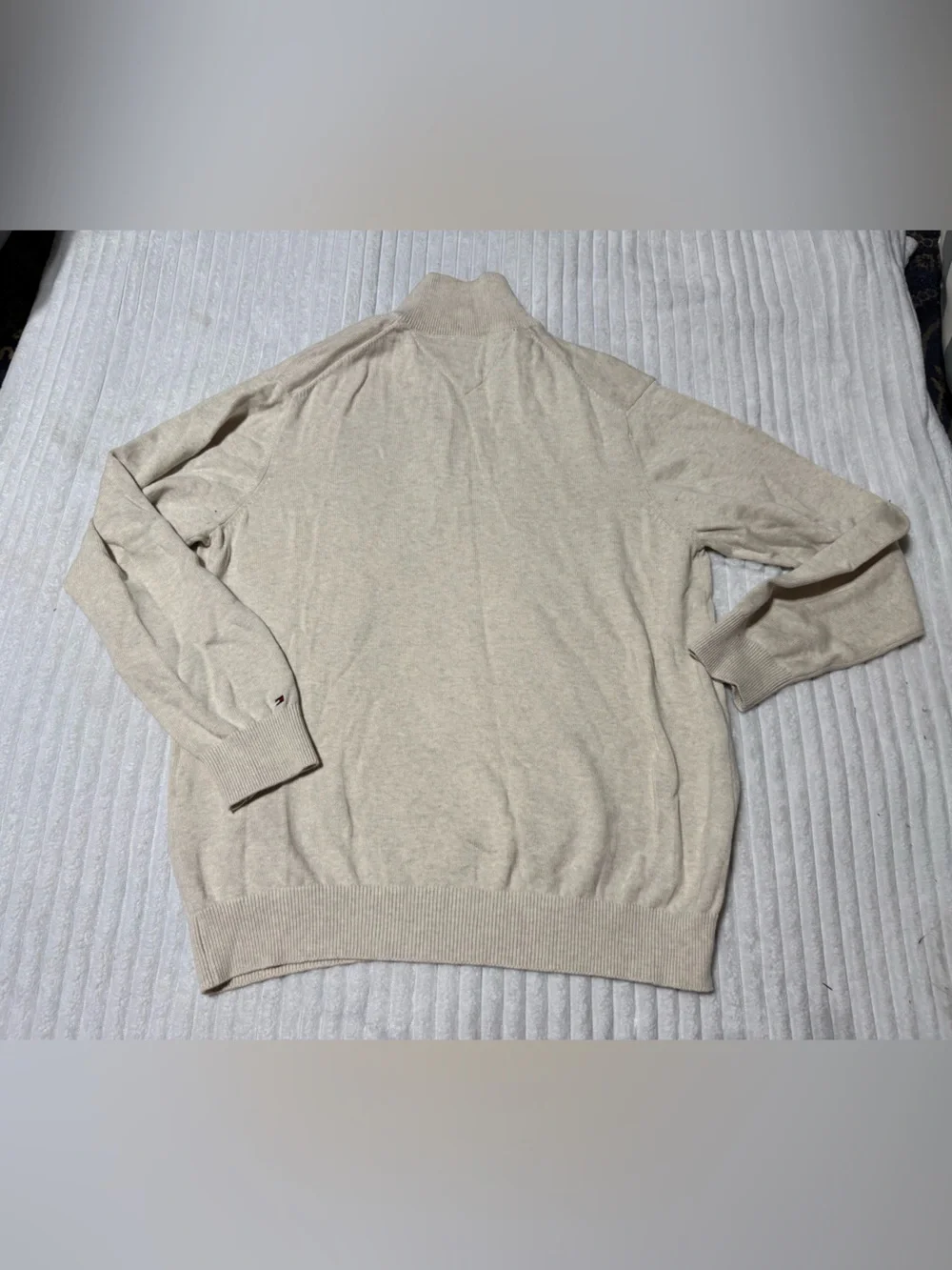 Tommy Hilfiger Men's Light Beige quarter zip Sweater